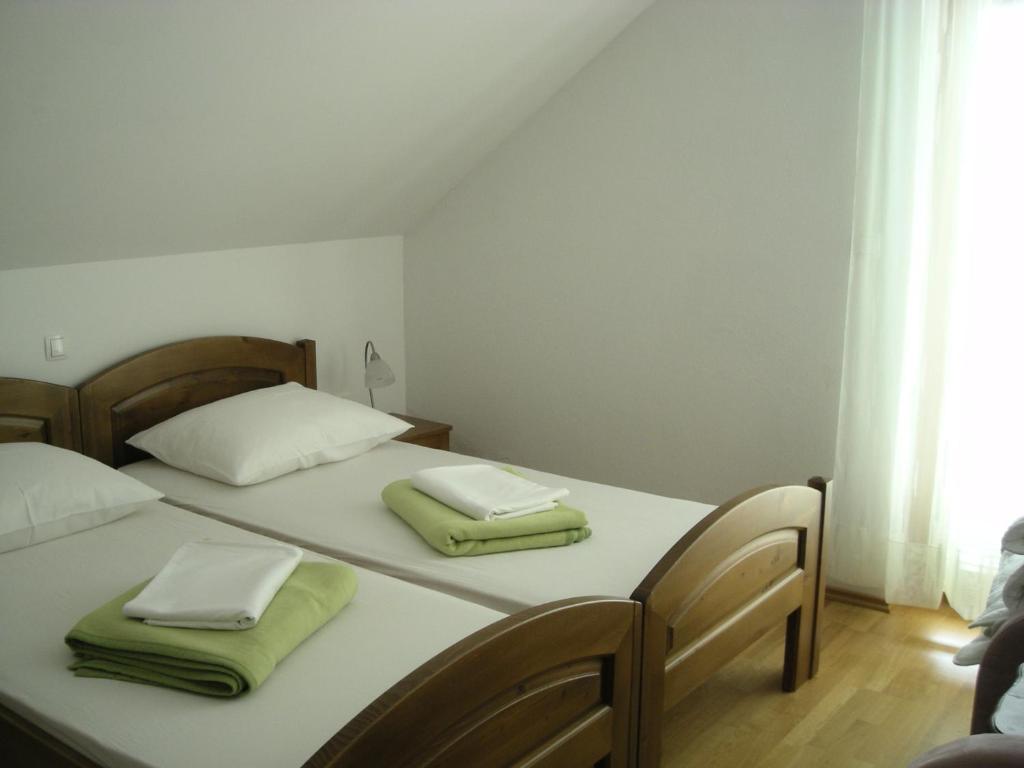 Turisticna Kmetija Logar Hotel Grahovo Room photo